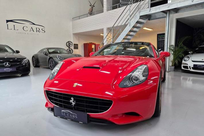 undefined Ferrari California fra 2009 set udefra