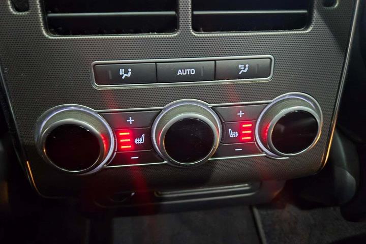 Sort Land Rover Range Rover sport fra 2016