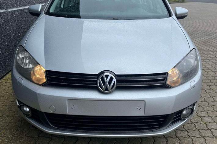 Sølv VW Golf VI fra 2009
