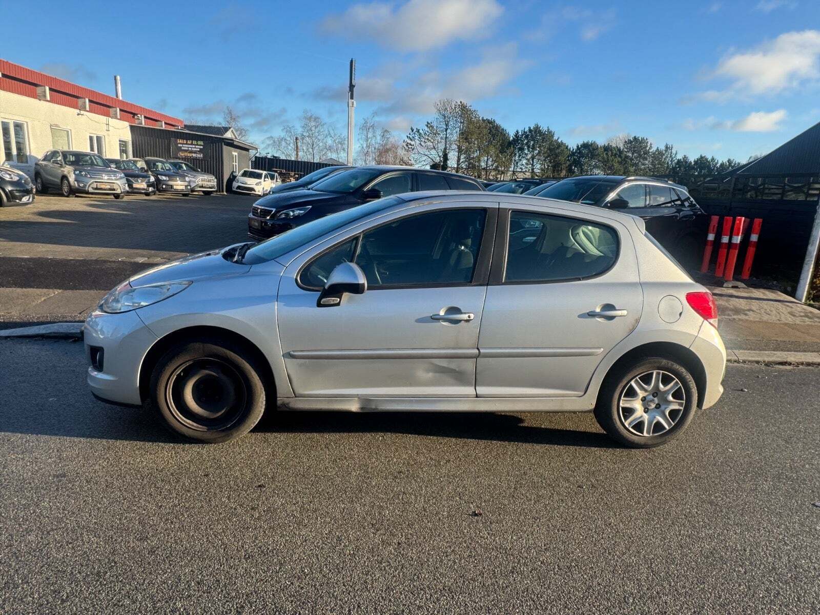 undefined Peugeot 207 fra 2009