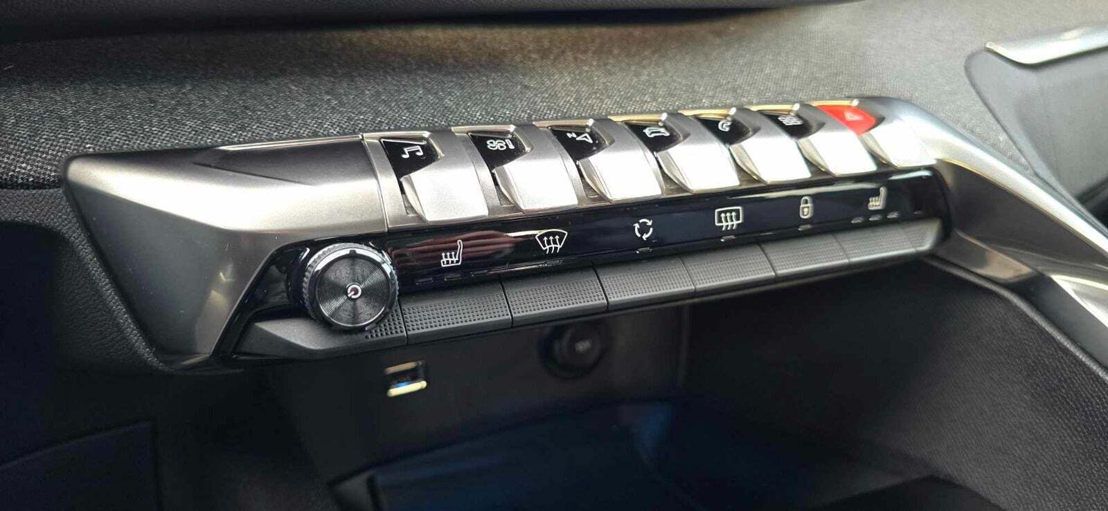 undefined Peugeot 3008 fra 2020