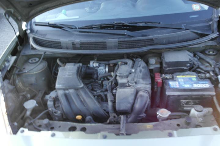 Grøn Nissan Micra fra 2015
