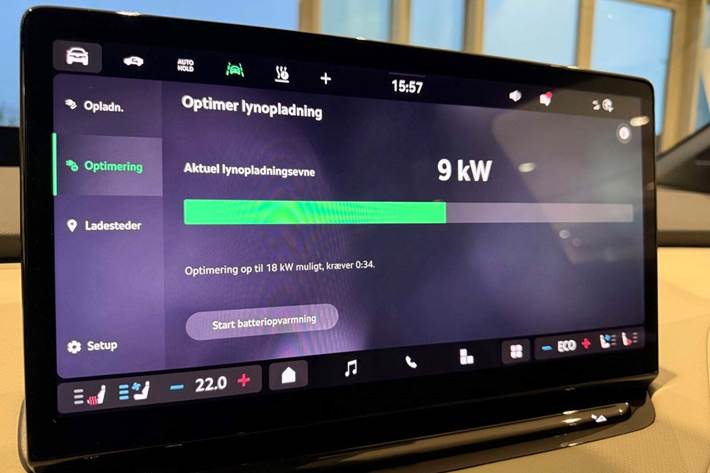 Hvid Skoda Enyaq fra 2024