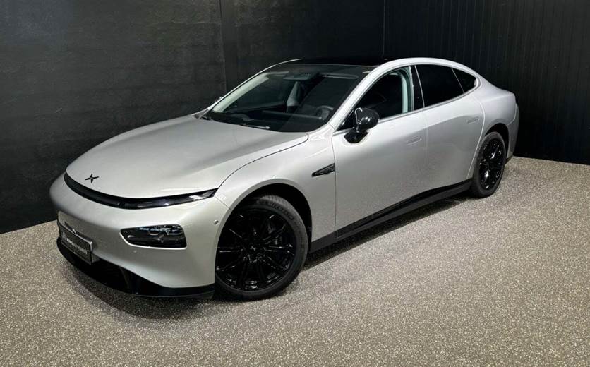 XPeng P7