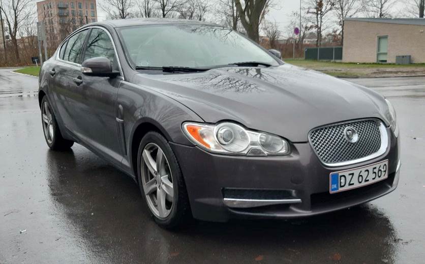 Jaguar XF