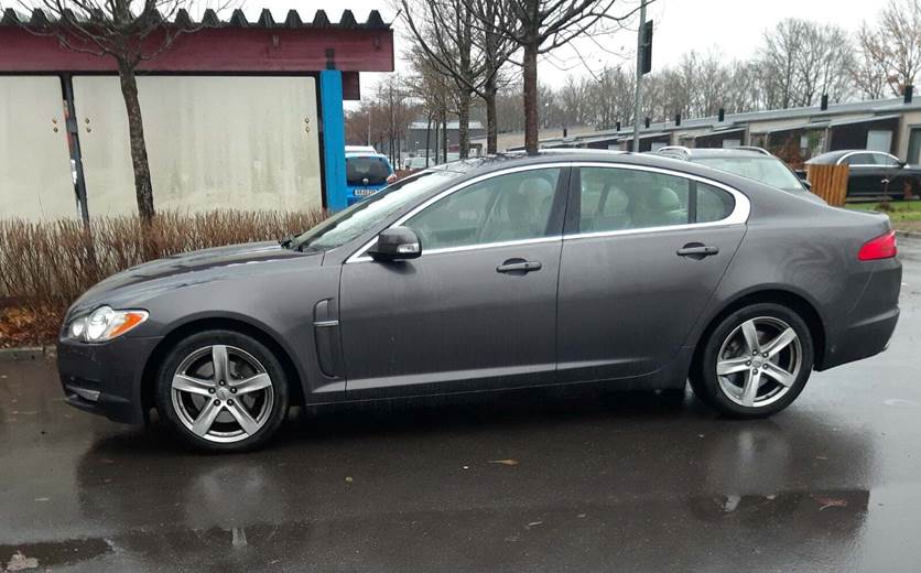 Jaguar XF