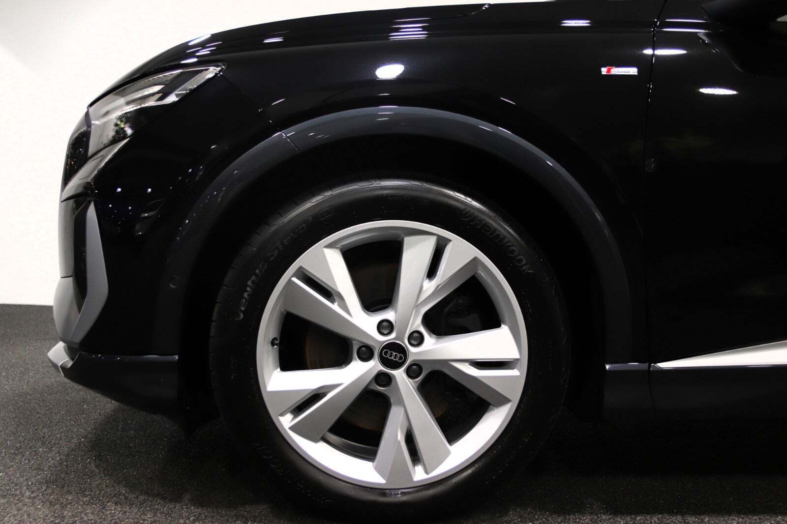 Sort Audi Q4 e-tron fra 2023