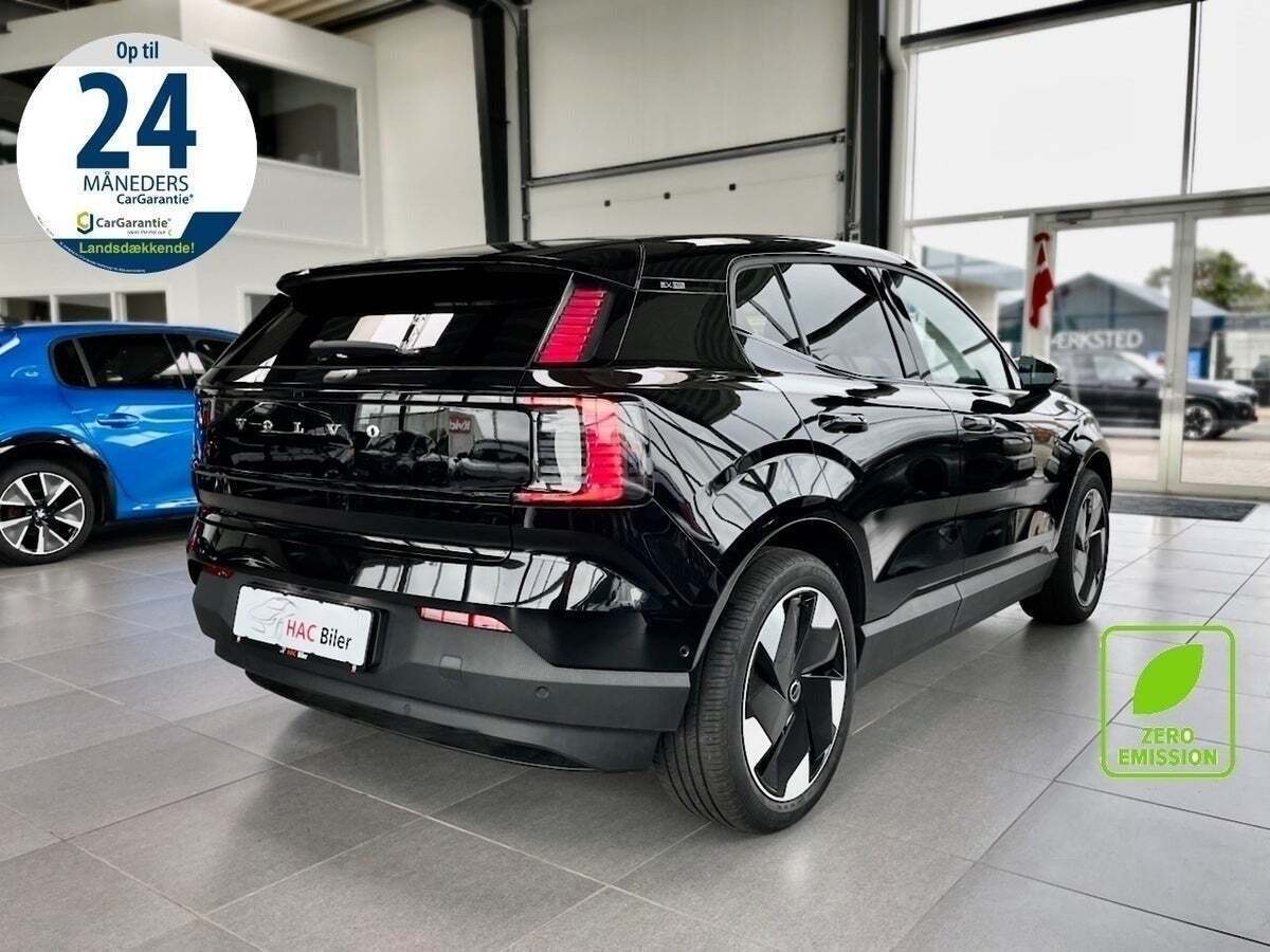 Sort Volvo EX30 fra 2024