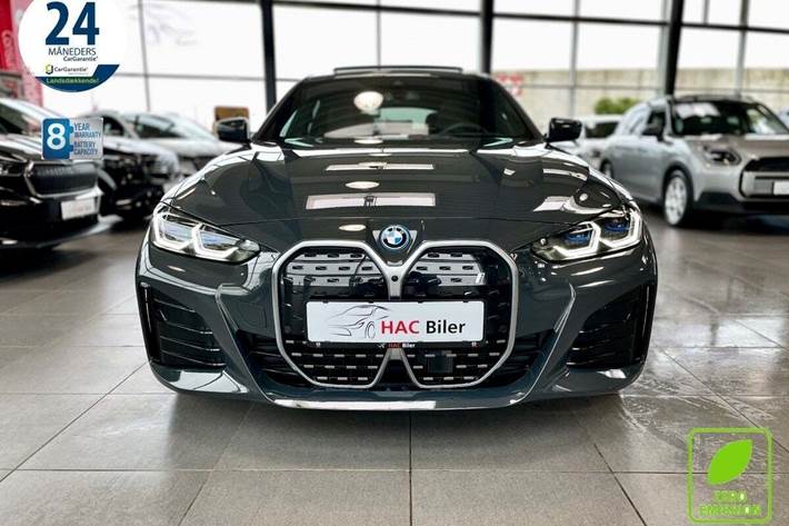 Grå BMW i4 fra 2024