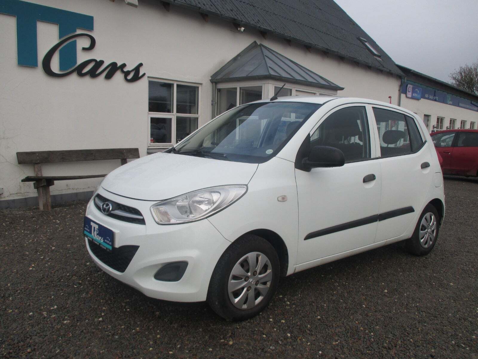 Hvid Hyundai i10 fra 2011