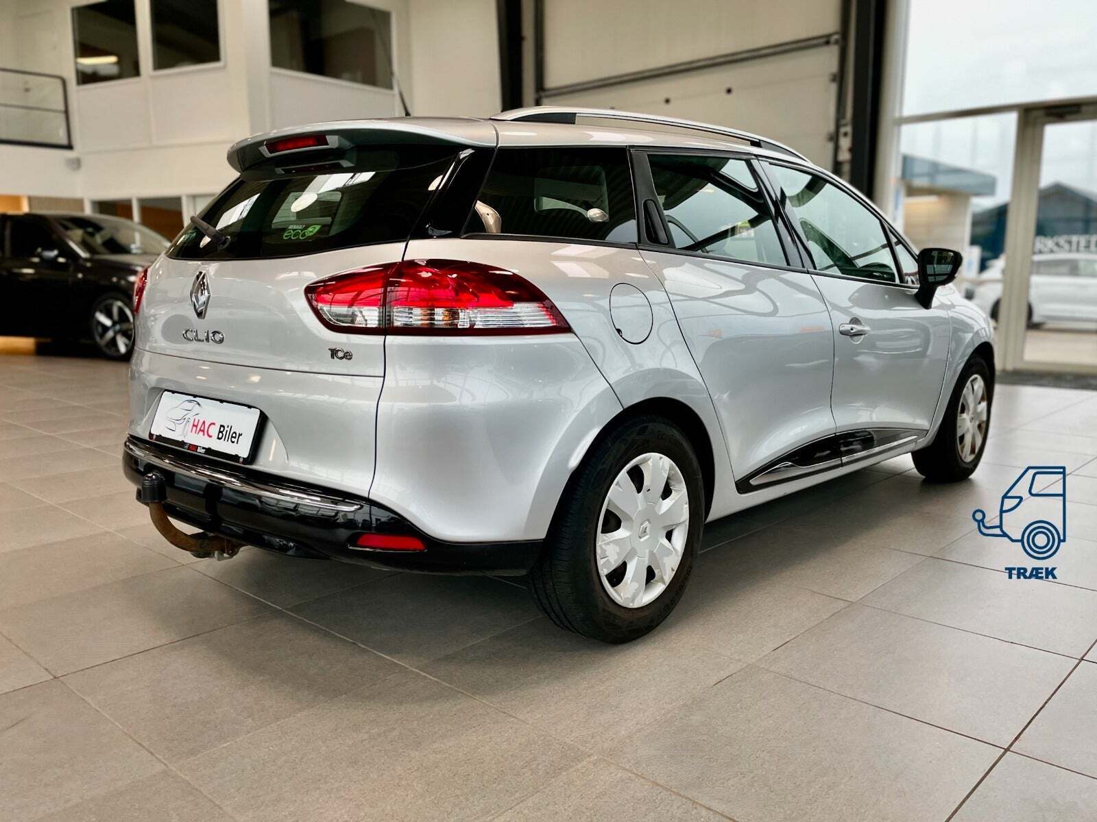 Sølv Renault Clio IV fra 2013