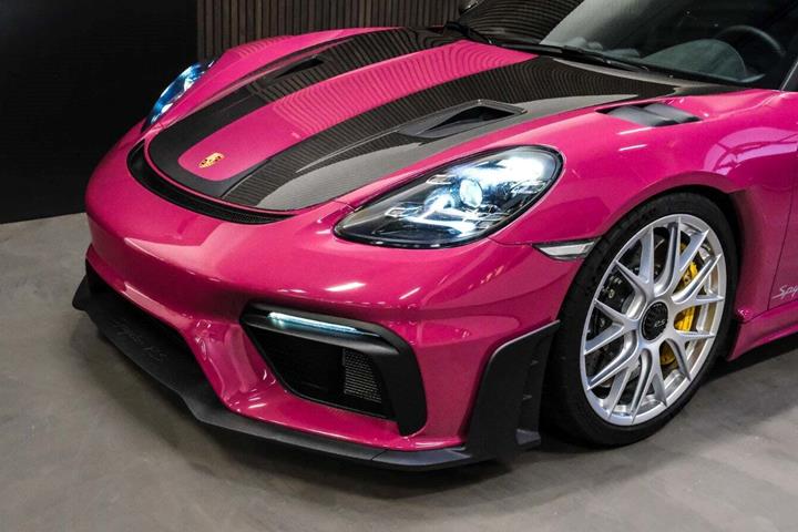Lilla Porsche 718 Spyder RS fra 2024