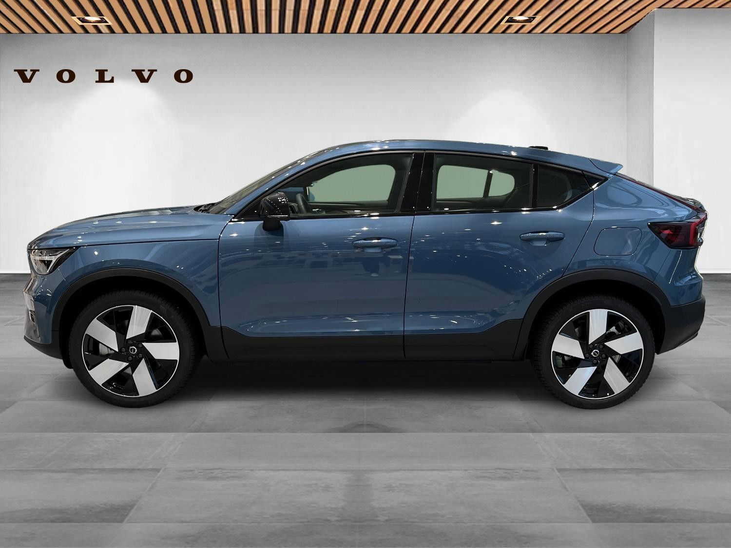 Volvo C40 Recharge Extended Range Plus 252HK 5d Aut.