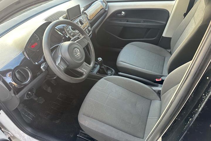 Hvid VW UP! fra 2013