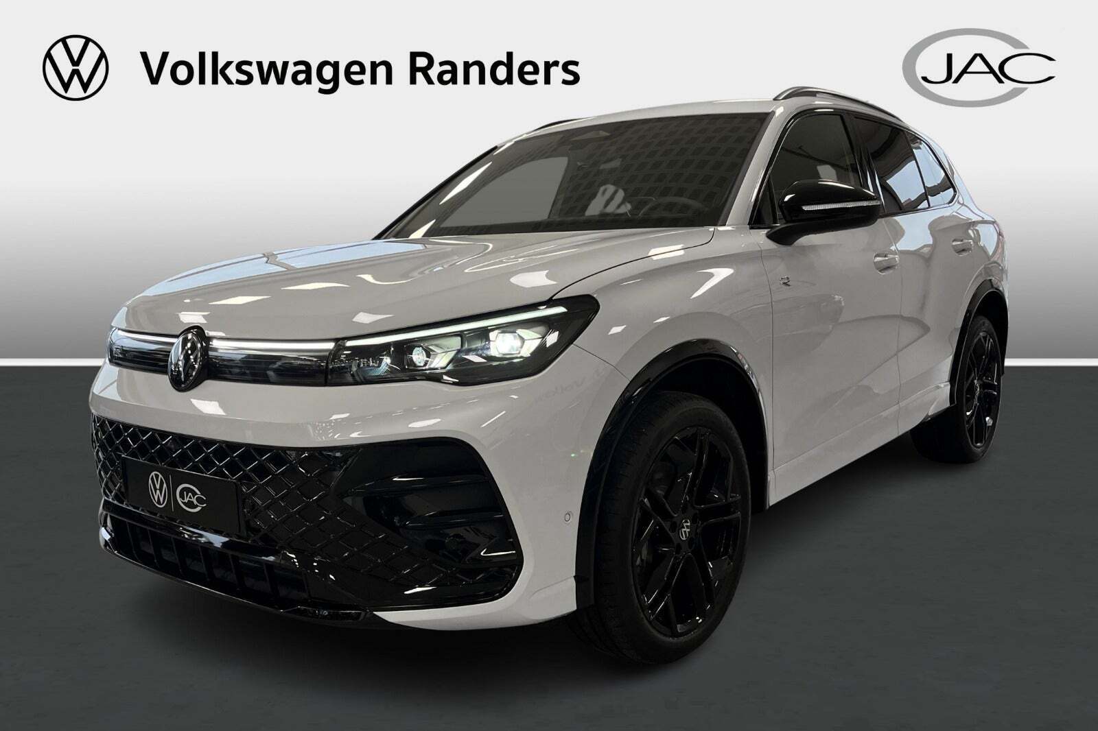 Hvid VW Tiguan fra 2025