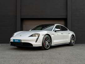 Porsche Taycan 4S