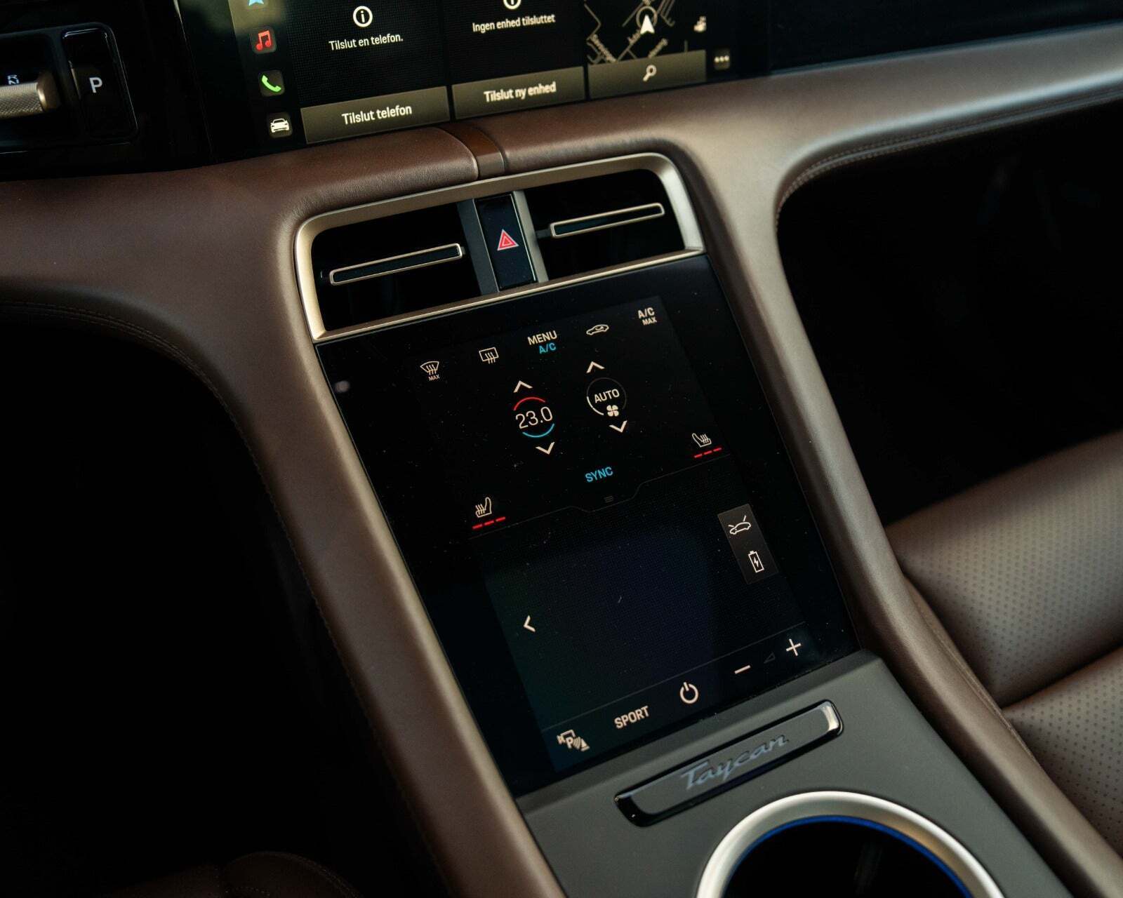 Hvid Porsche Taycan 4S fra 2021