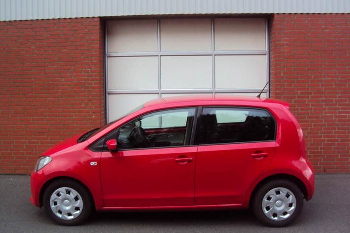 Rød Seat Mii fra 2016