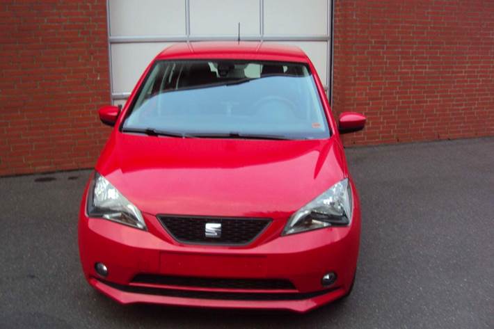 Rød Seat Mii fra 2016