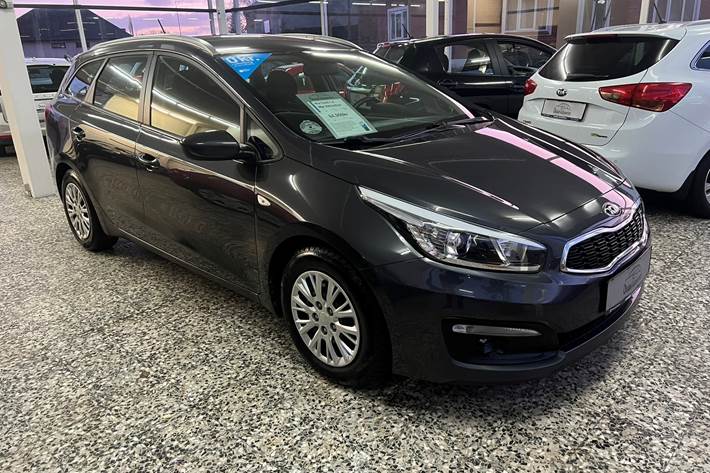 Grå Kia Ceed fra 2016