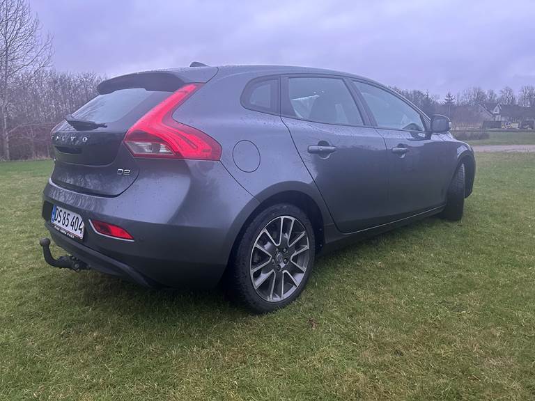 Volvo V40 1,6 D2
