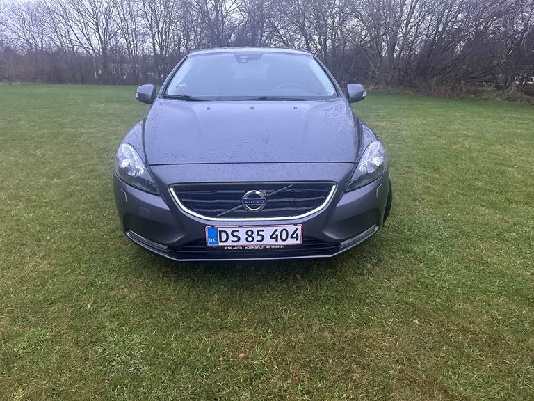 Volvo V40 1,6 D2