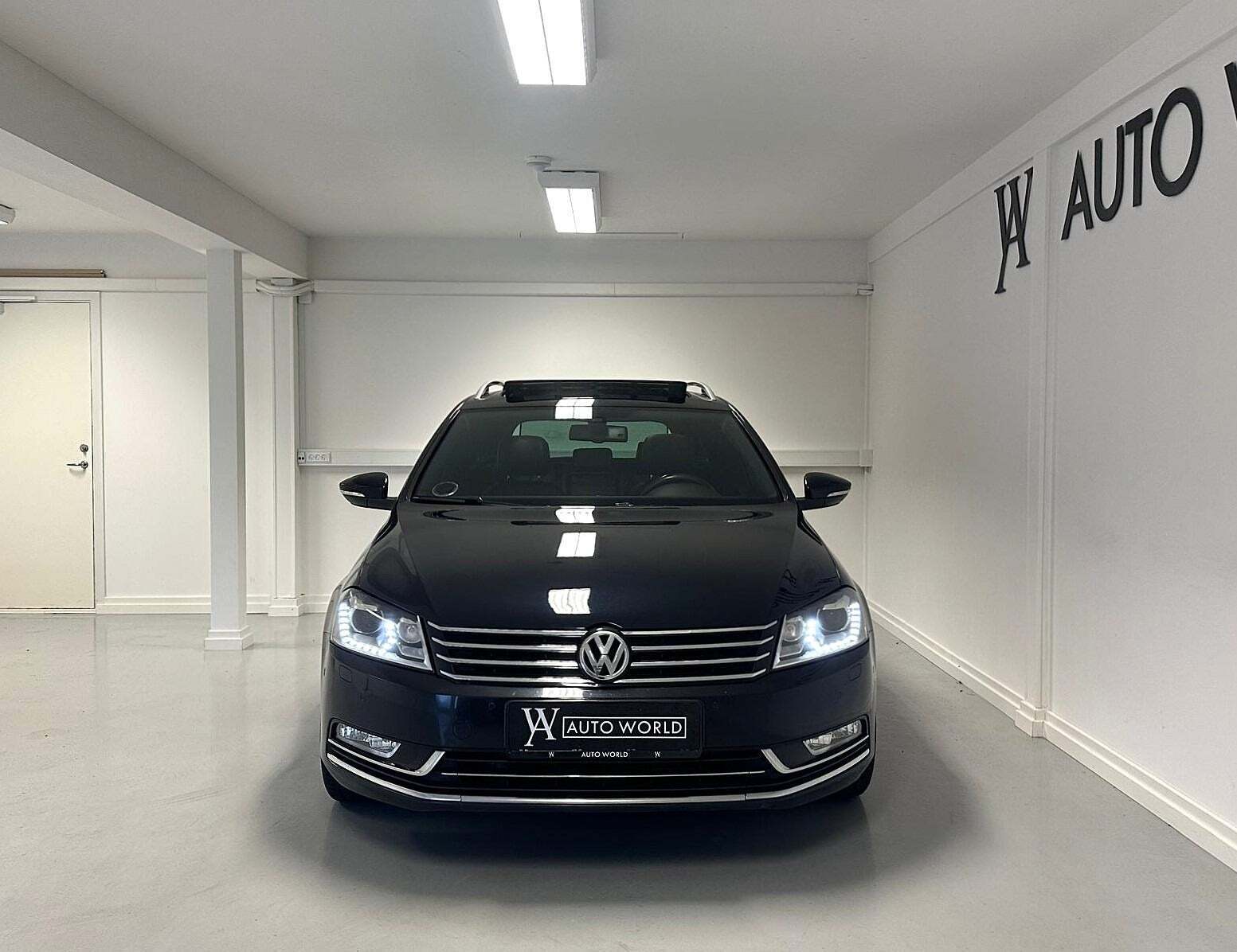 Sort VW Passat fra 2013