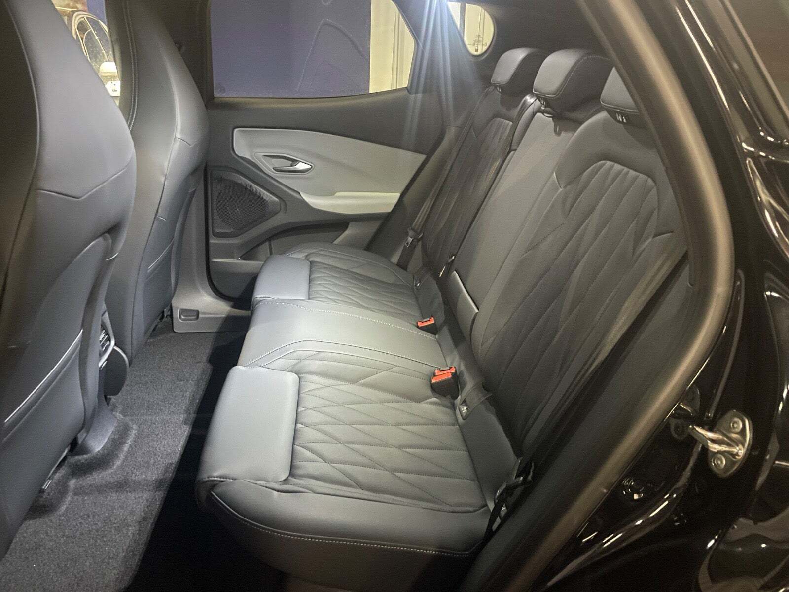 Ford Capri 82 Premium Extended Range