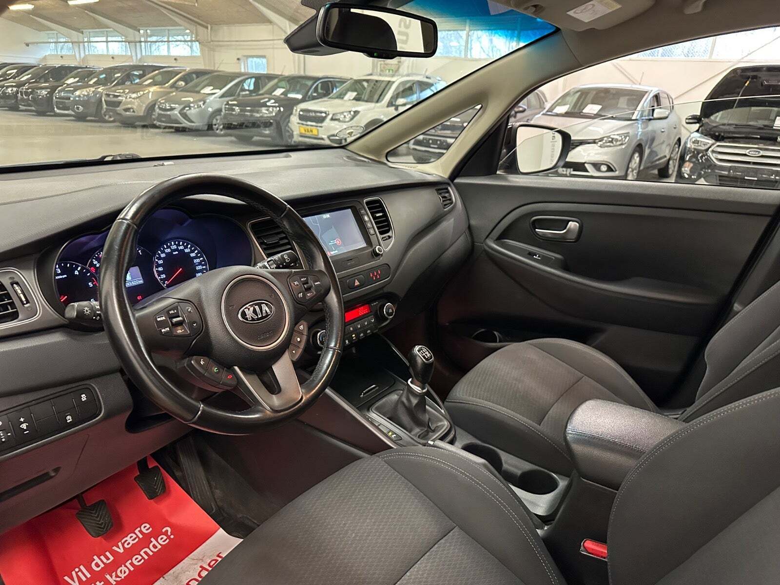 Sort Kia Carens fra 2017