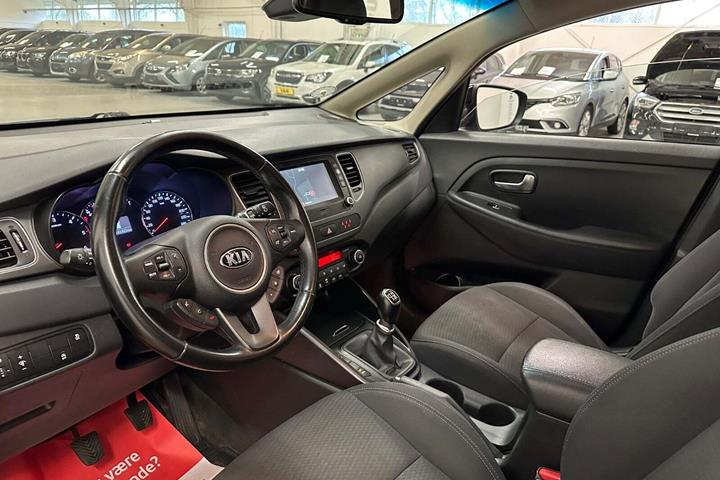 Sort Kia Carens fra 2017