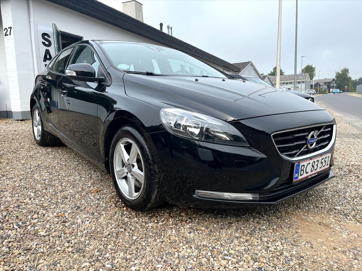 Volvo V40