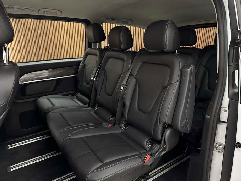 Mercedes EQV300