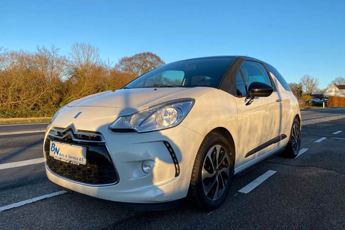 Hvid DS DS 3 fra 2016 set udefra