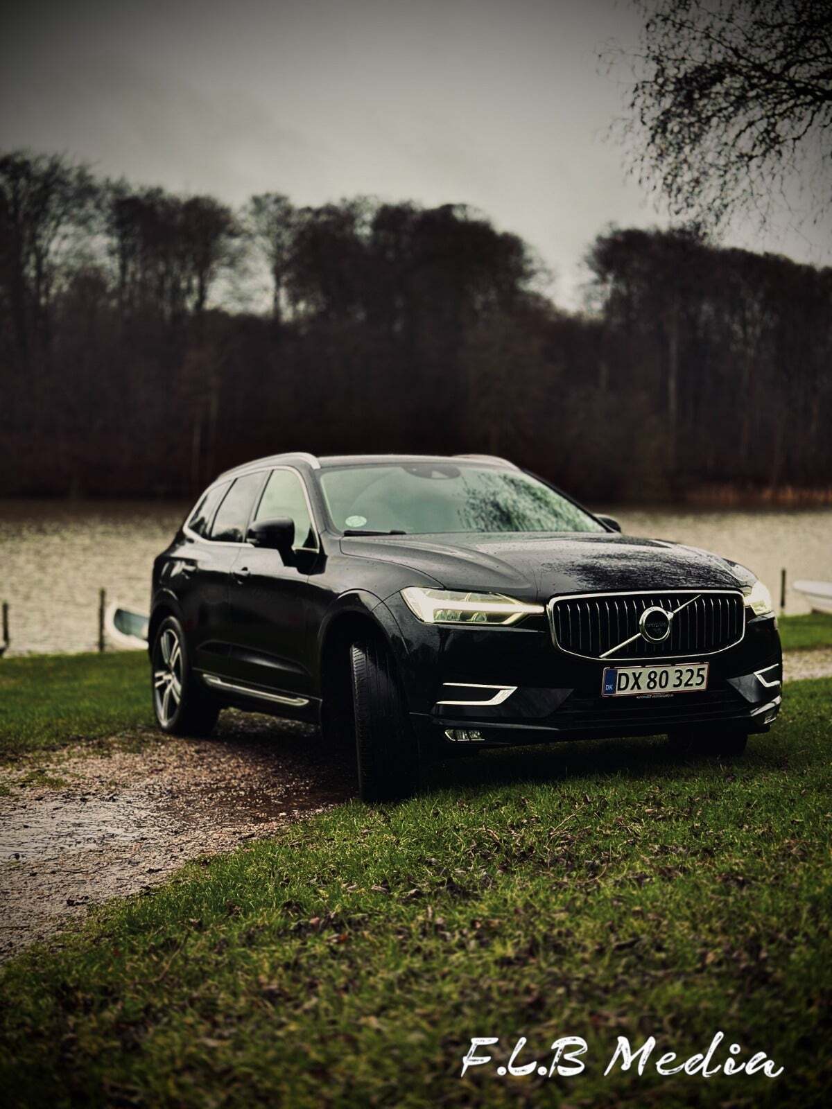 Sort Volvo XC60 fra 2020