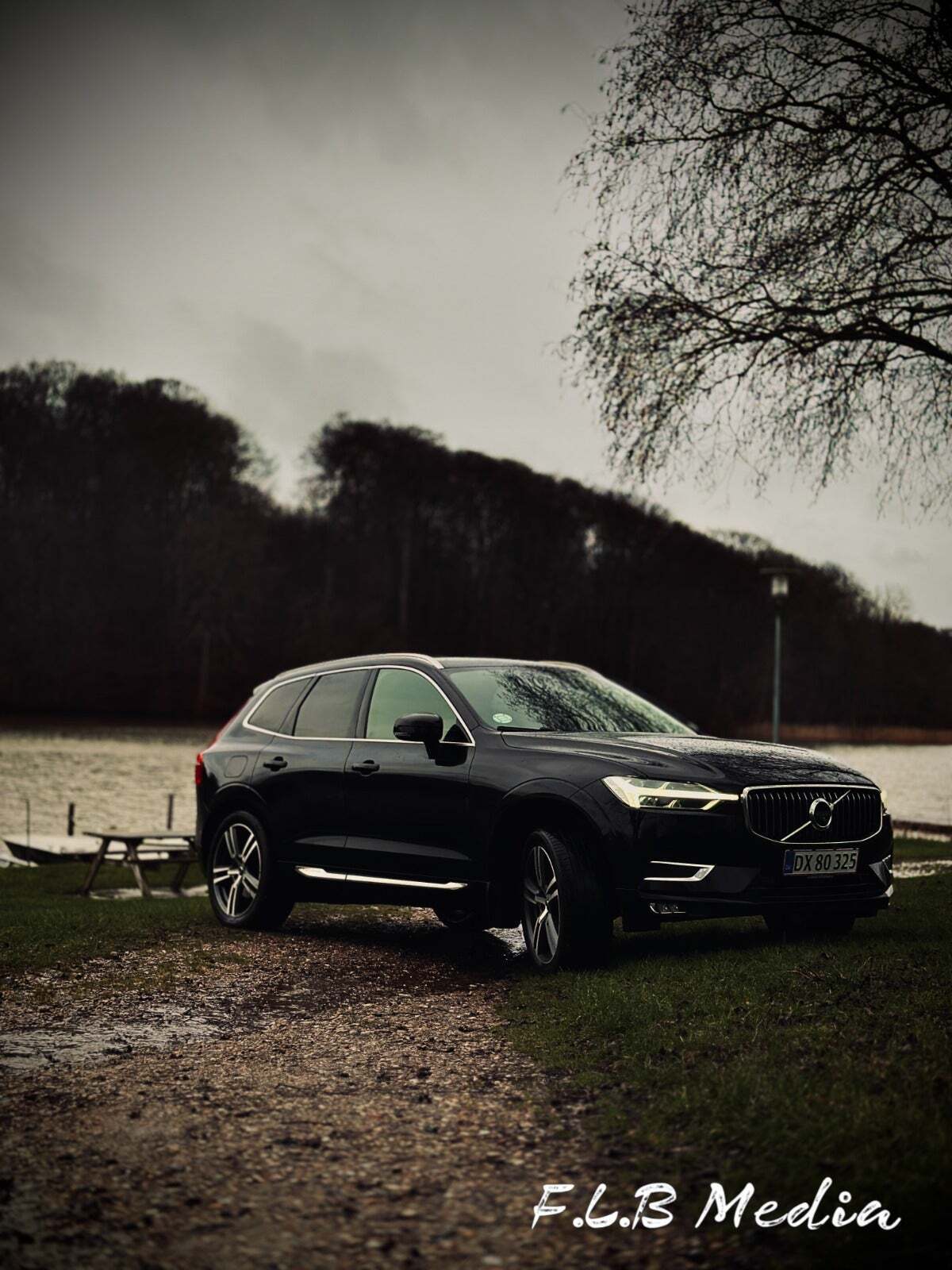 Sort Volvo XC60 fra 2020