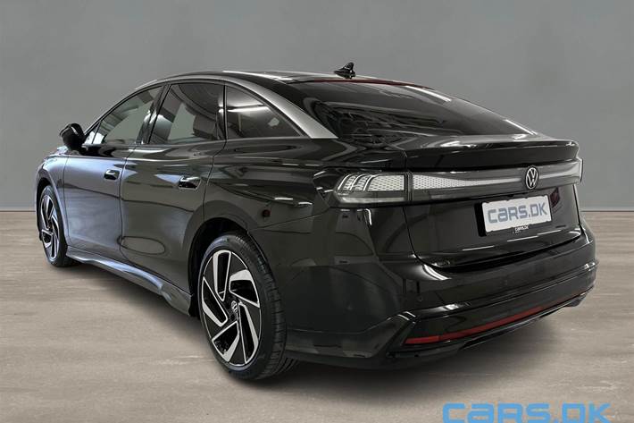 Sort VW ID.7 fra 2023