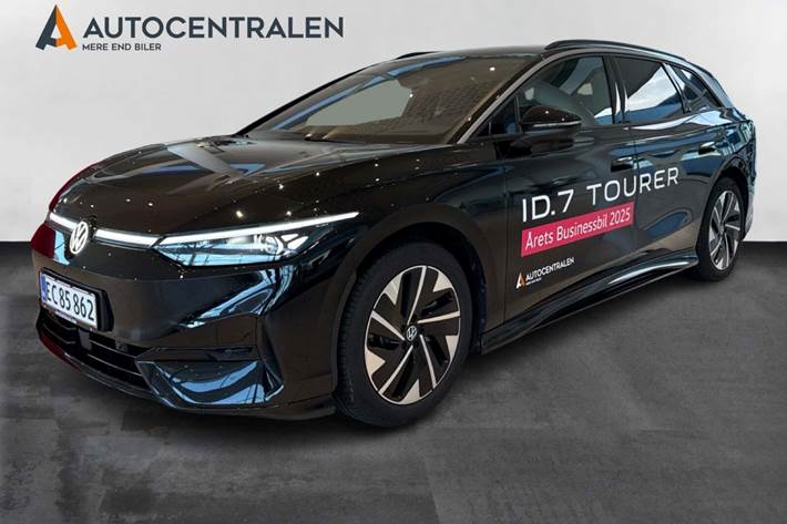 Sort VW ID.7 fra 2025 set udefra