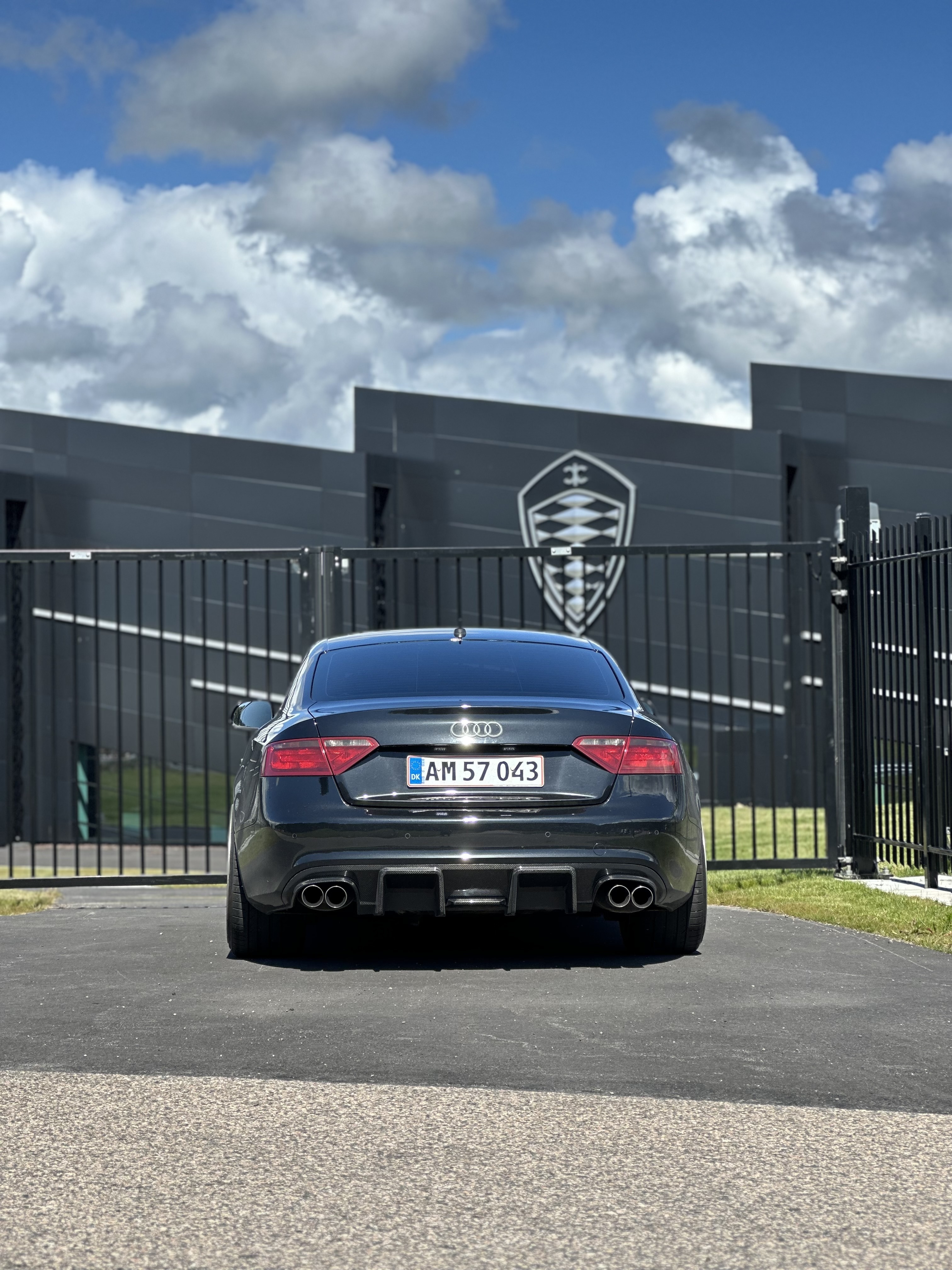 Sort Audi A5 fra 2009