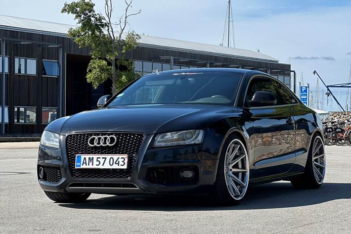Sort Audi A5 fra 2009