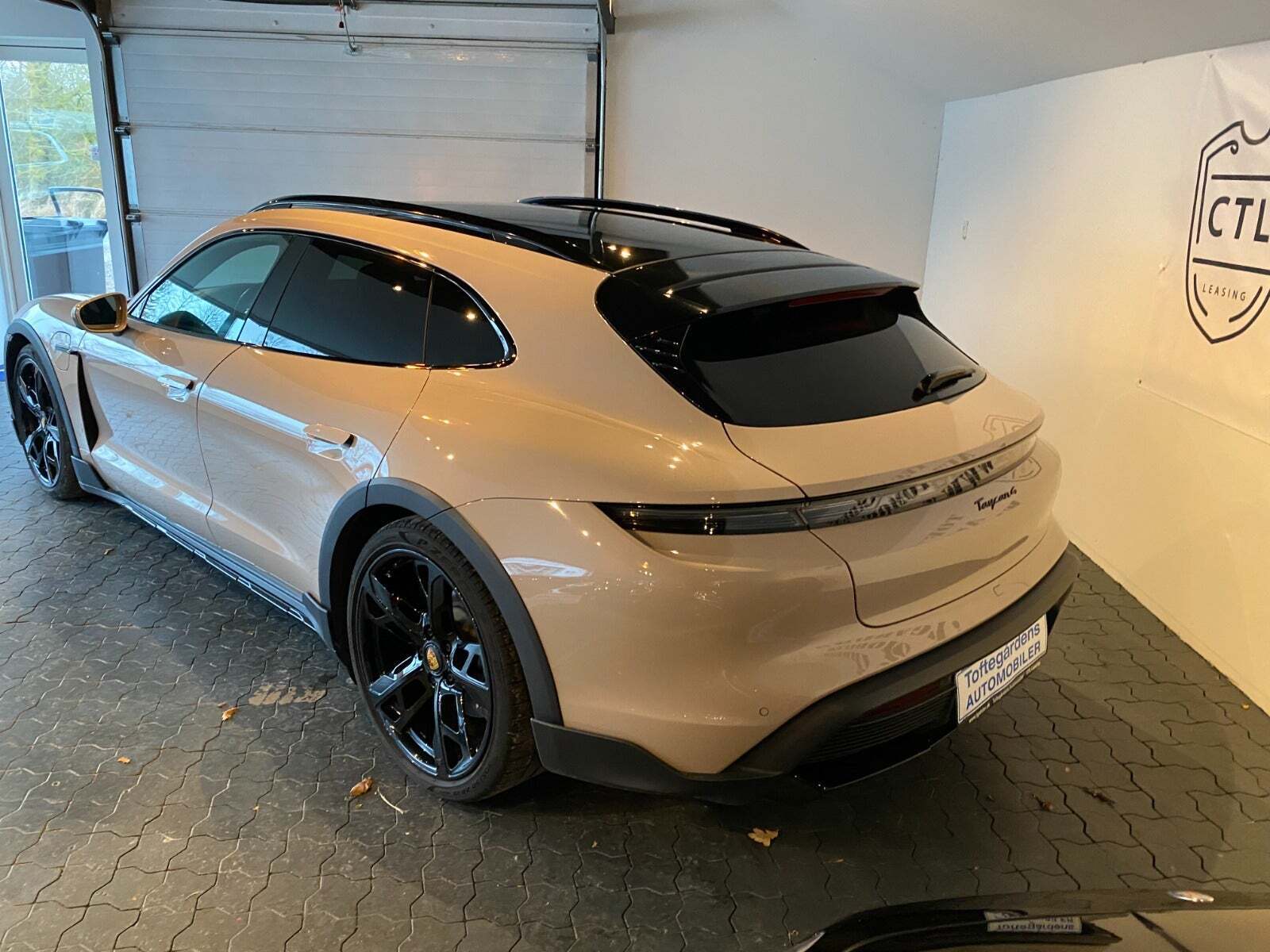 undefined Porsche Taycan 4 fra 2023