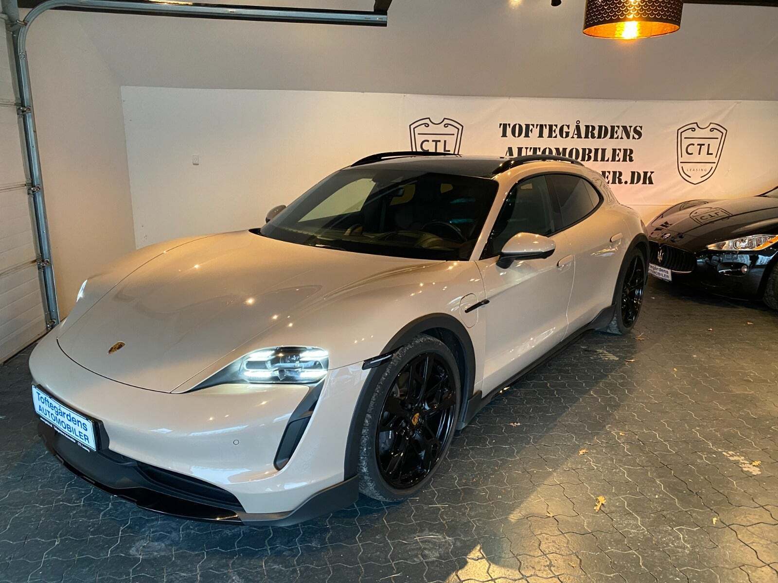 undefined Porsche Taycan 4 fra 2023