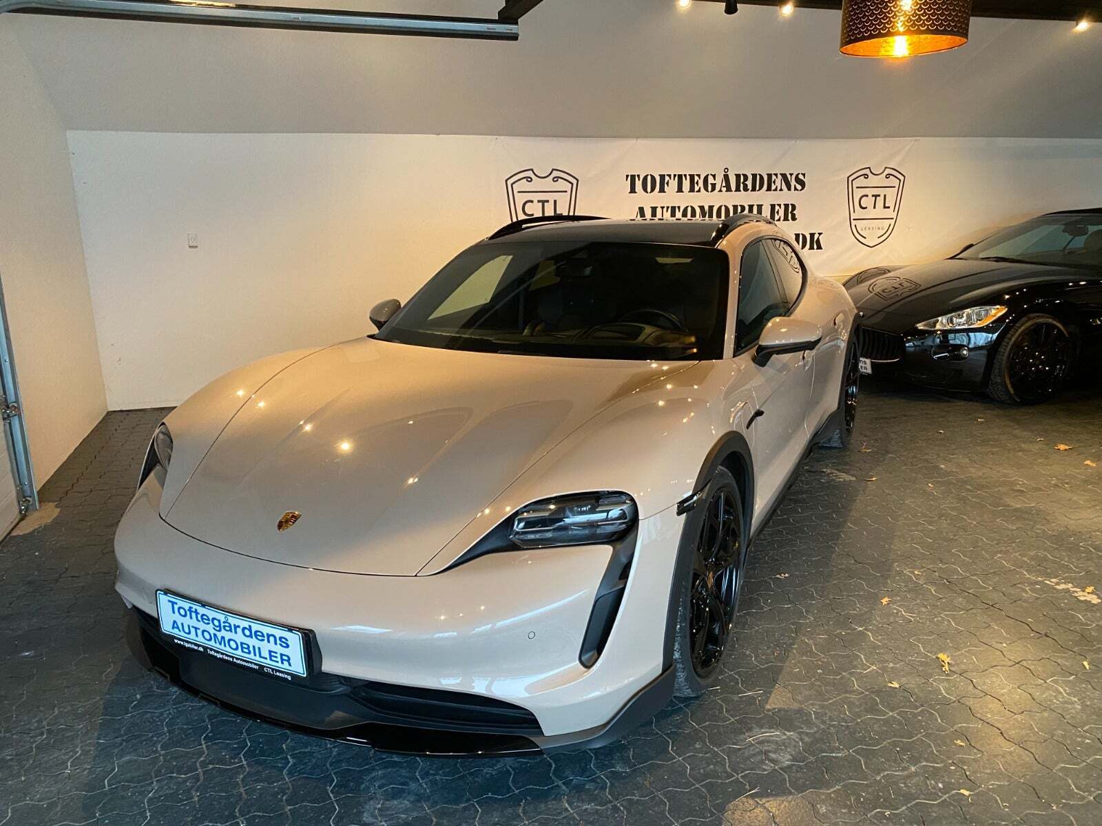 undefined Porsche Taycan 4 fra 2023