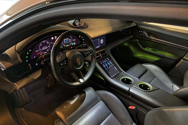 undefined Porsche Taycan 4 fra 2023