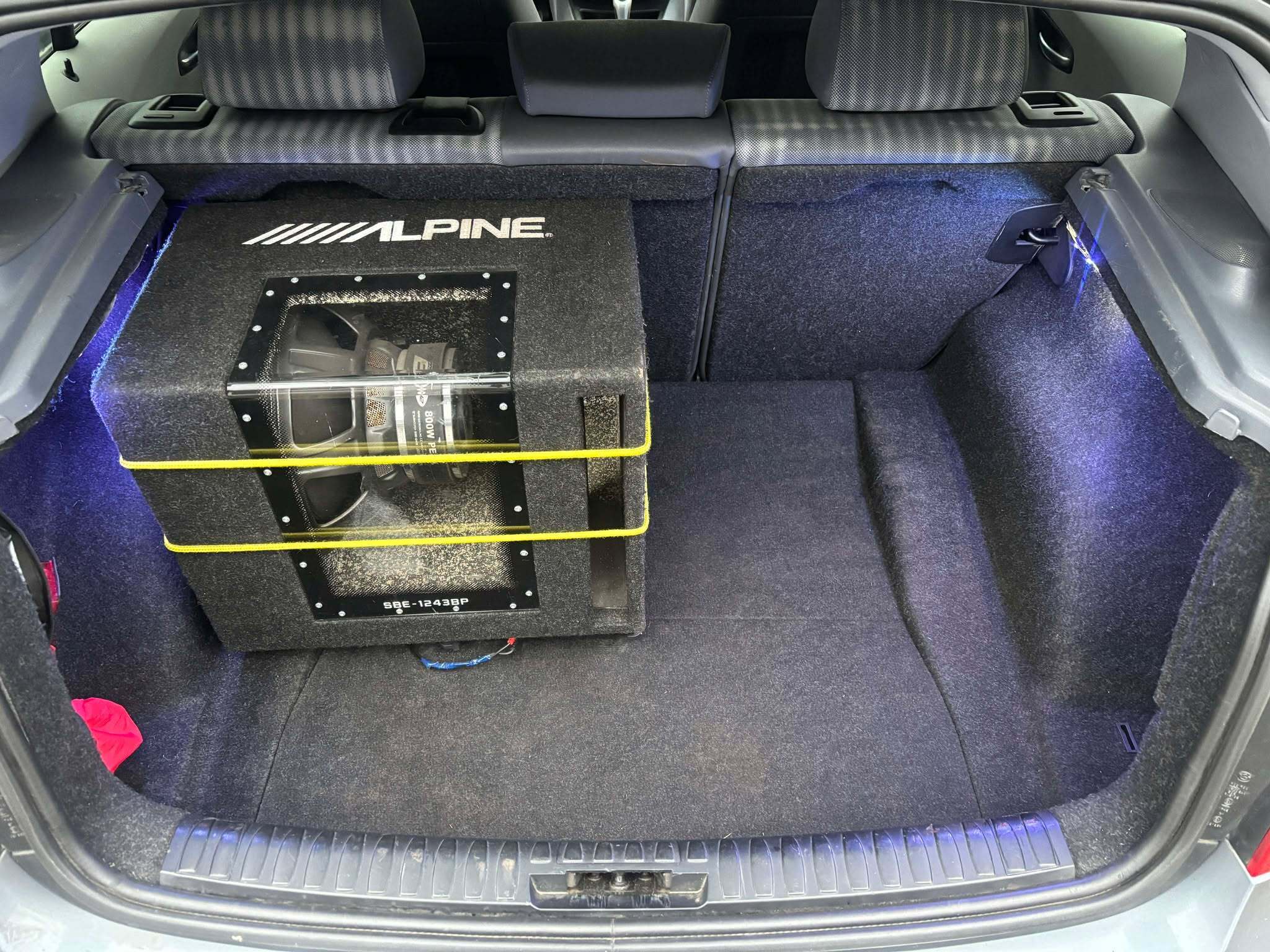 Grå BMW 120 fra 2004