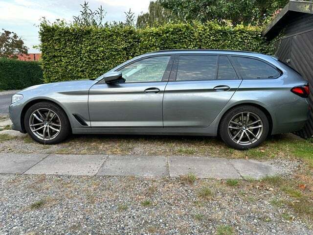 BMW 520i