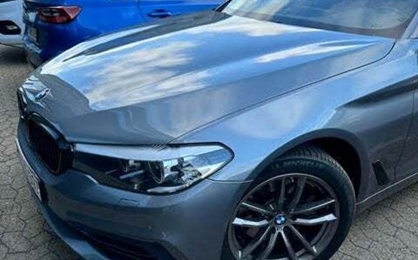 BMW 520i