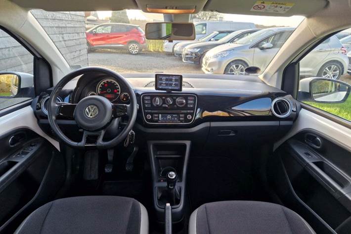 Hvid VW UP! fra 2016