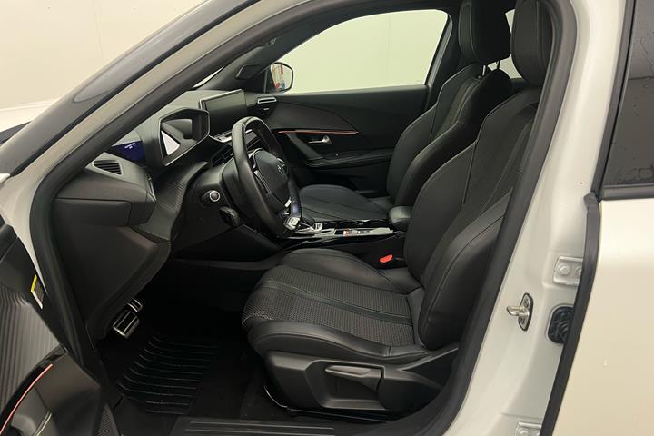 Hvid Peugeot e-2008 fra 2020