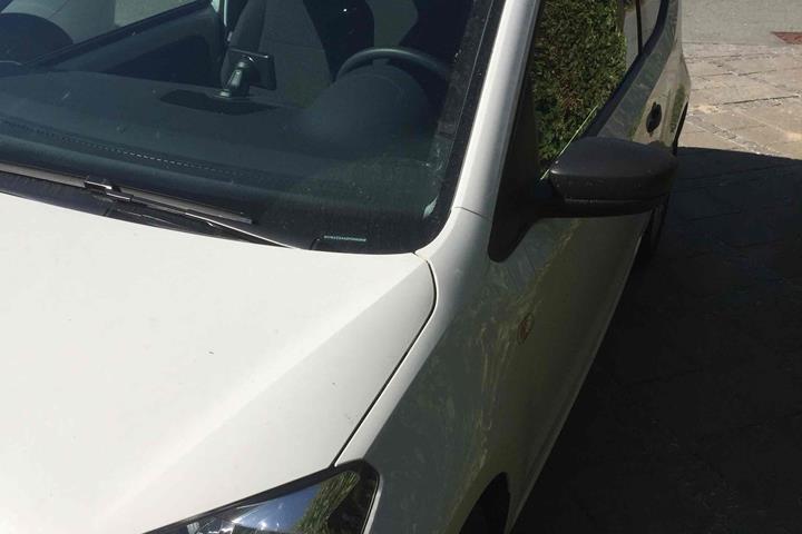 Hvid VW UP! fra 2015