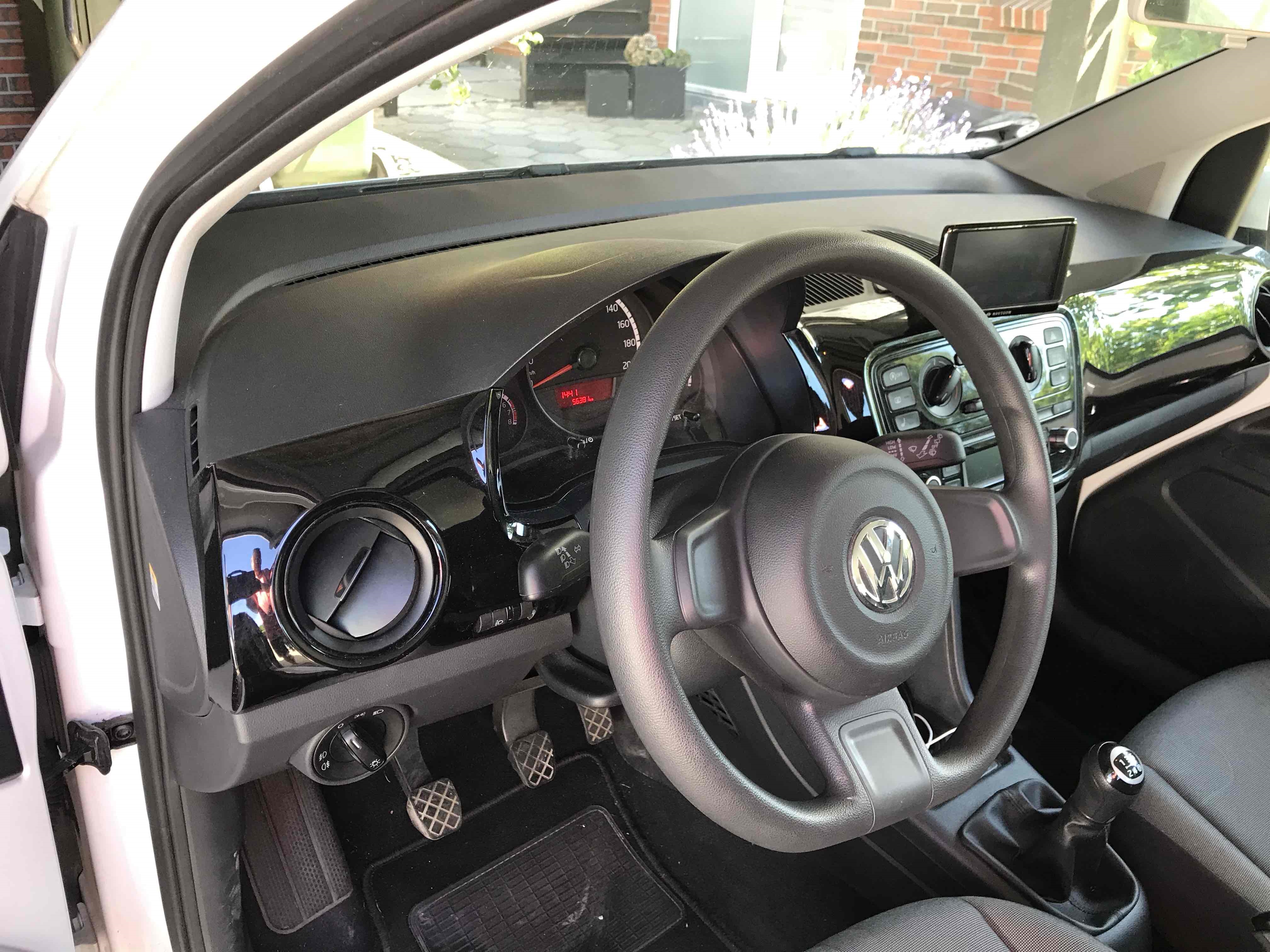 Hvid VW UP! fra 2013